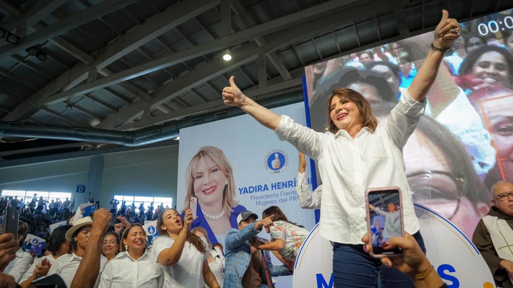 #VIDEO: Funcionaria Yadira Henríquez exhibe su poderío tras conquistar estructura del PRM para dirigir Frente de Mujeres y exterioriza su plan de trabajo