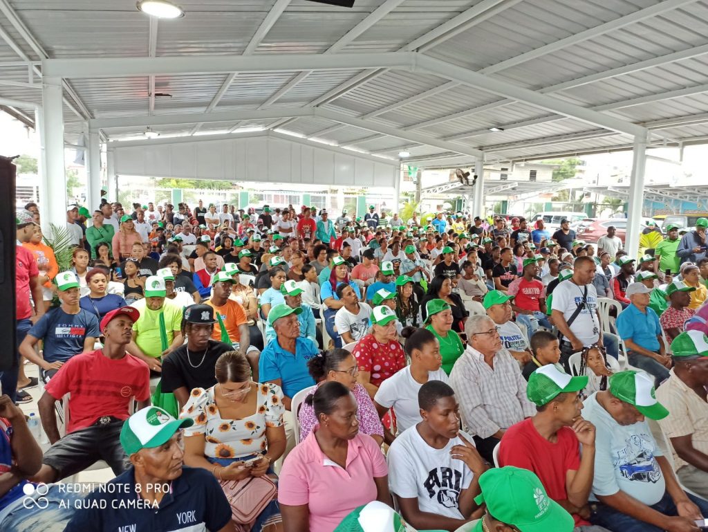 #VIDEO Alto directivo del transporte y el ex pelotero Rayner Contreras junto a sus equipos le dicen ‘’Sí’’ al proyecto político de Miguel Florentino a la alcaldía de SDN por la Fuerza del Pueblo