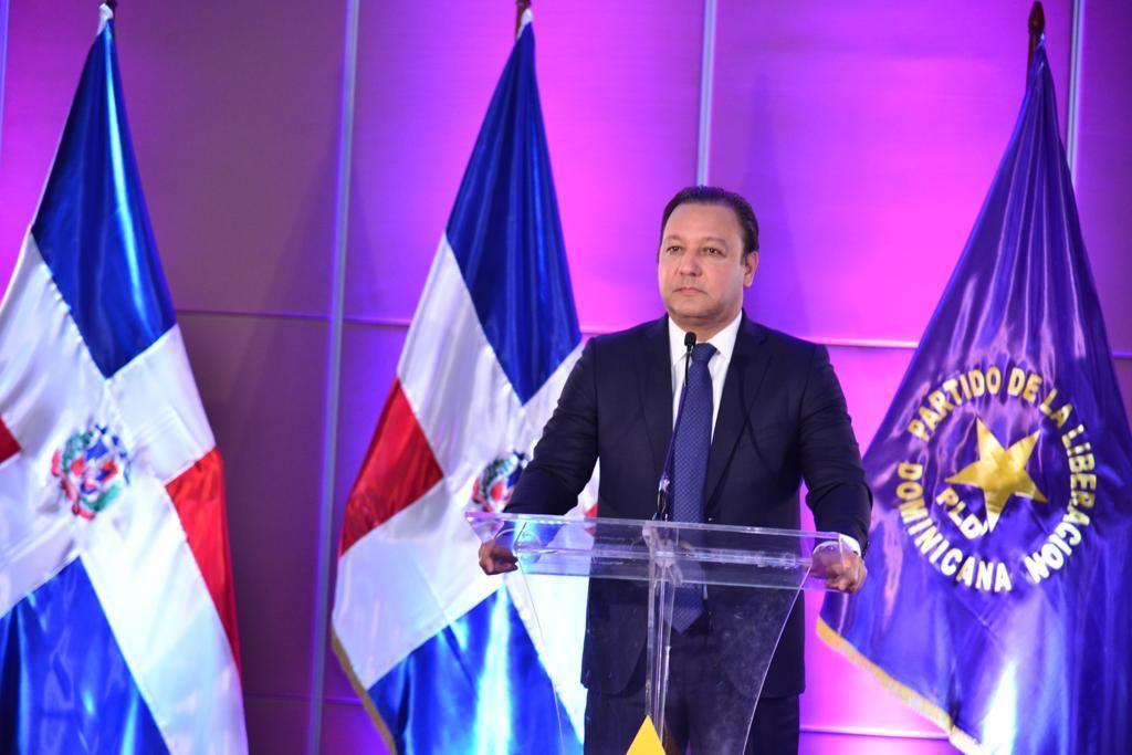 Abel Martínez Durán: ‘’Un candidato morado, sin futuro y sin dudas el peor de todos los aspirantes’’