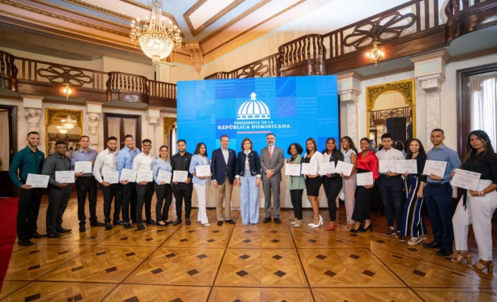 Gobierno y siete universidades presentan resultados del programa “Universidad + Industria”