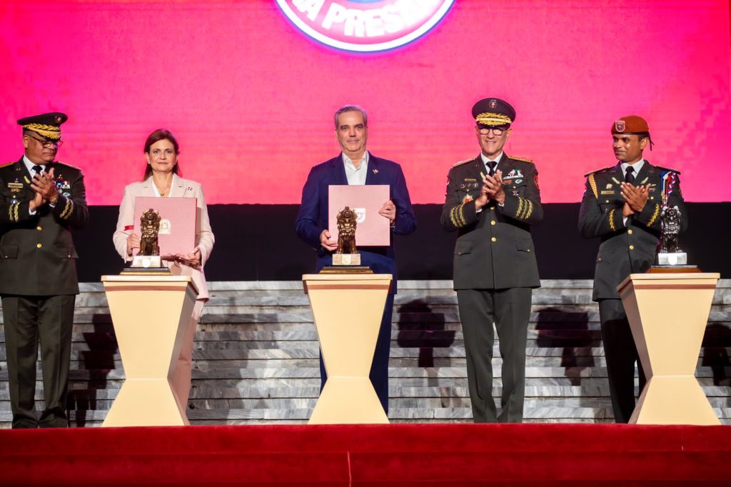 76 aniversario de la creación del 1.er Regimiento Dominicano Guardia Presidencial
