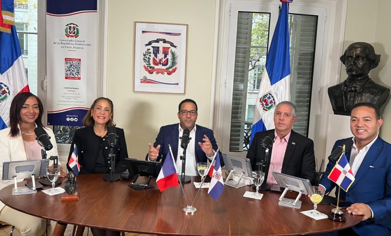 Gestión del canciller Roberto Álvarez recibe elogios de la coordinada del consulado Lizzy Marcano en París