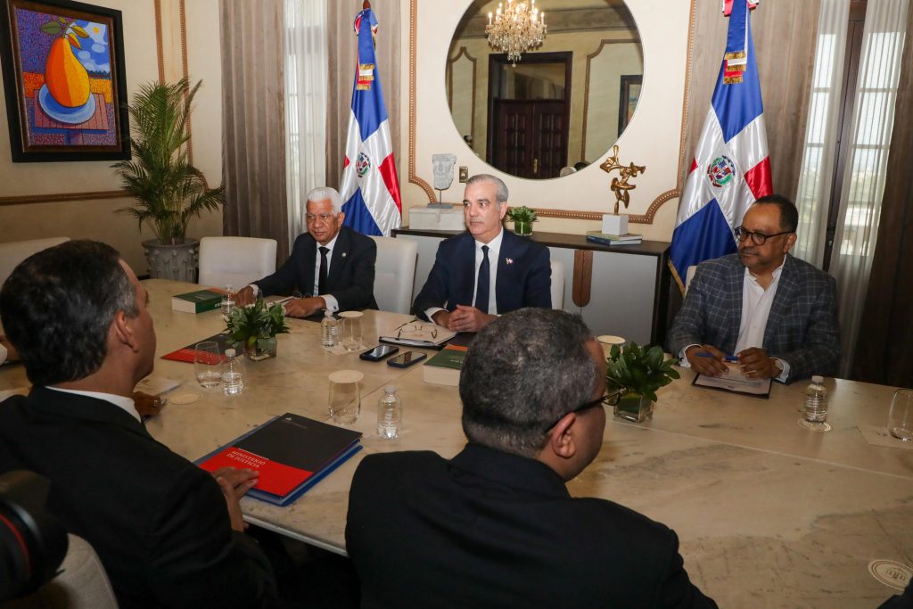 Presidente Luis Abinader activa la evaluación de jueces de la Suprema Corte; Luis Henry Molina y Nancy Salcedo no optarán por continuar