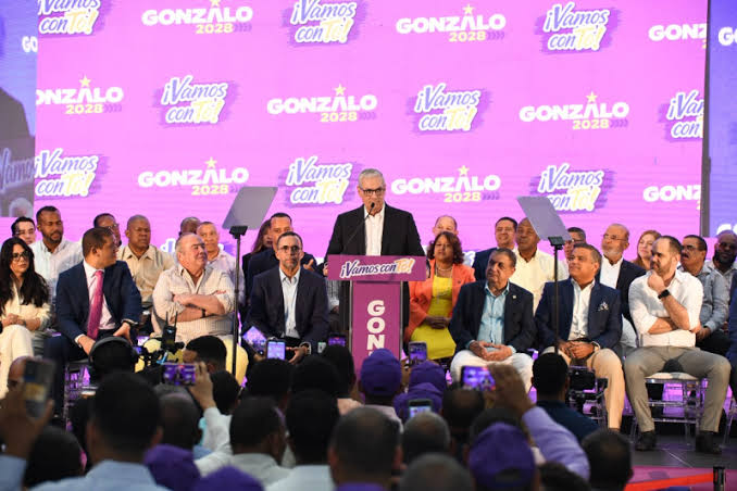 Denuncian lanzamiento de bombas lacrimógenas durante actividad política de Gonzalo Castillo